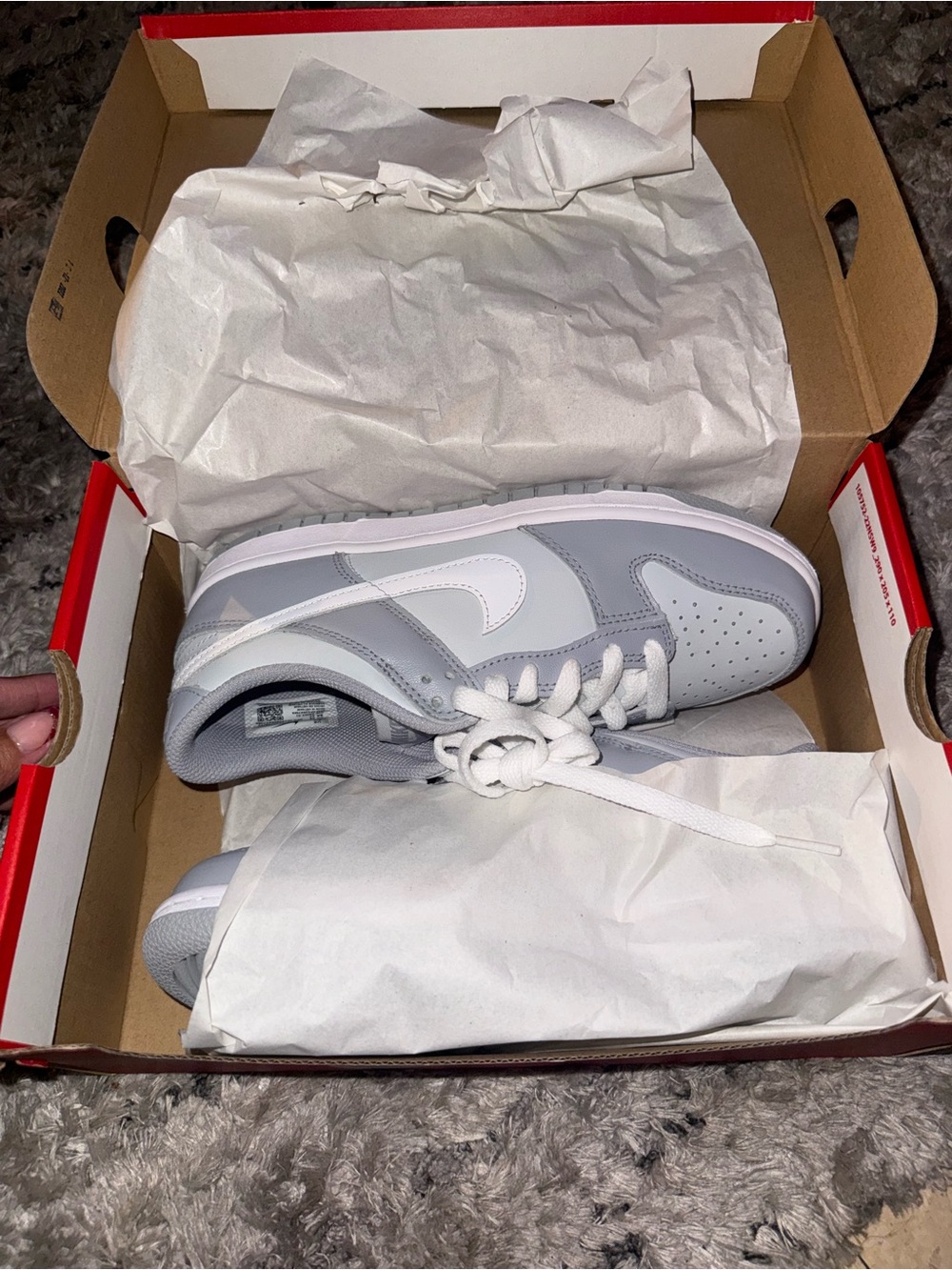 Nike Low-Top Sneakers in Light Gray & White - Picture 4 of 10